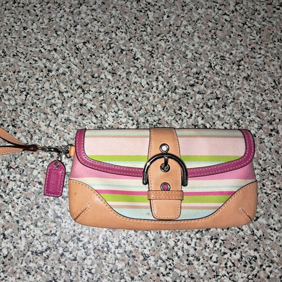 Coach Wristlet - Picture 1 of 5